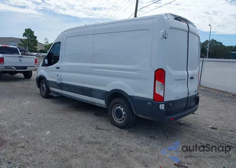 2020 Ford Transit-250 Cargo Van z USA, uszkodzony, nr VIN 1FTBR1CG5LKB66911